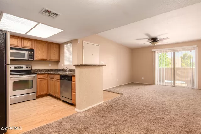 MLS: 6262148 Condo For Sale