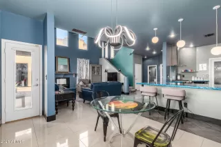 Photo #4: 6262327 Listing