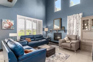 Photo #5: 6262327 Listing