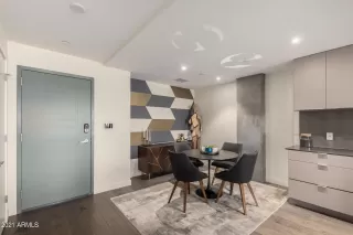 Photo #5: 6262350 Listing