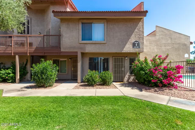 MLS: 6262409 Condo For Sale