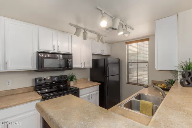 MLS: 6262467 Condo For Sale