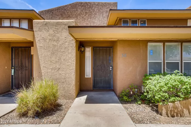 MLS: 6262623 Condo For Sale