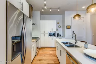 Photo #3: 6262628 Listing