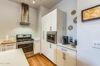 Photo #4: 6262628 Listing