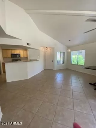 Photo #6: 6262676 Listing