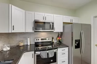 Photo #3: 6262737 Listing