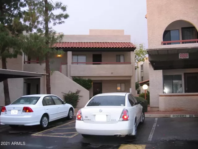 MLS: 6262984 Condo For Sale