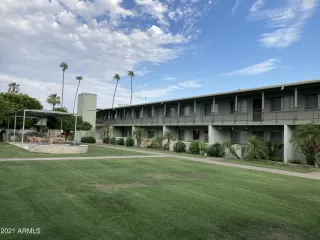 Photo #6: 6263126 Listing