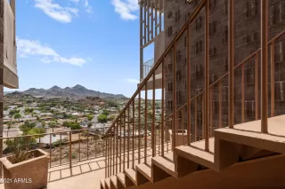 Photo #2: 6263135 Listing 