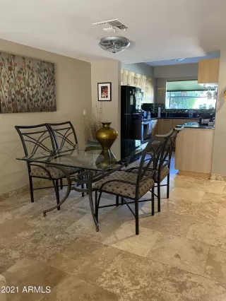 Photo #5: 6263232 Listing