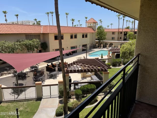 MLS: 6263474 Condo For Sale