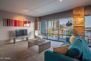 Photo #5: 6263535 Listing