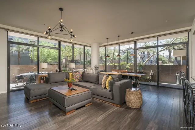 MLS: 6263633 Condo For Sale