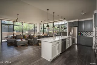 Photo #3: 6263633 Listing 