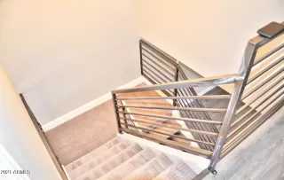 Photo #5: 6263640 Listing