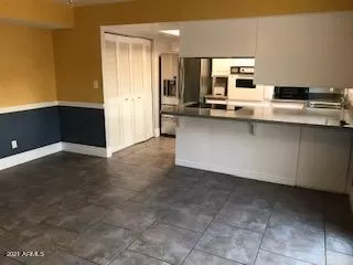 Photo #2: 6263734 Listing 