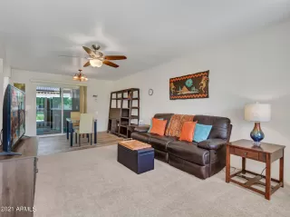 Photo #4: 6263739 Listing