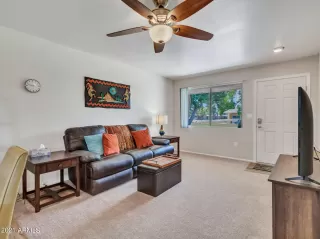 Photo #5: 6263739 Listing