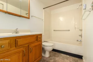 Photo #6: 6263963 Listing