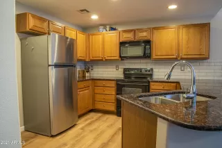 Photo #6: 6264114 Listing 