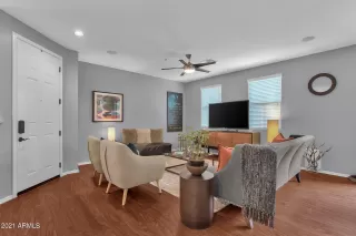 Photo #4: 6264176 Listing