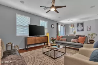 Photo #6: 6264176 Listing