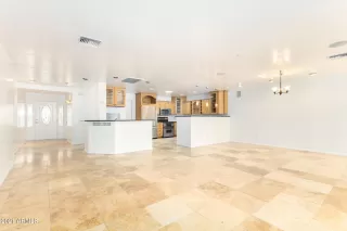 Photo #4: 6264202 Listing 