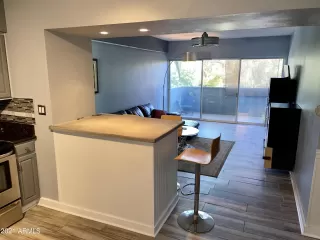 Photo #2: 6264209 Listing 