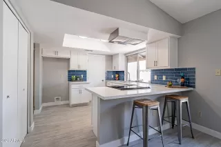 Photo #4: 6264303 Listing 