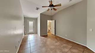 Photo #4: 6264358 Listing