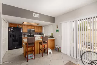 Photo #6: 6264499 Listing