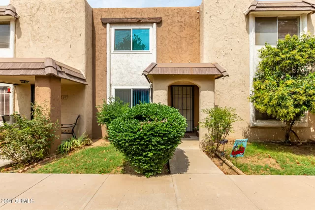 MLS: 6264528 Condo For Sale