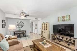 Photo #4: 6264528 Listing