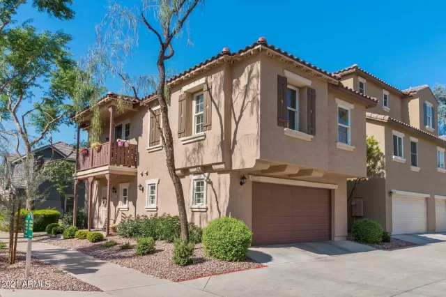 MLS: 6264622 Condo For Sale