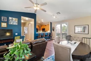 Photo #5: 6264622 Listing