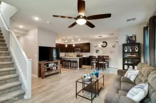 Photo #4: 6264631 Listing