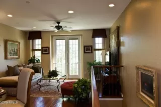 Photo #3: 6264750 Listing