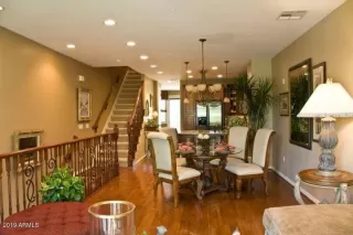 Photo #4: 6264750 Listing