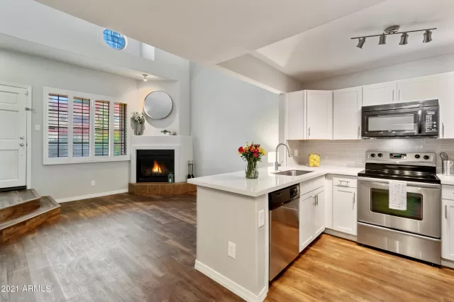 MLS: 6264784 Condo For Sale