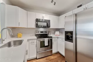 Photo #3: 6264784 Listing