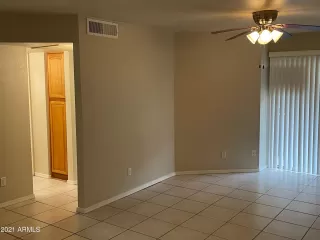 Photo #4: 6264881 Listing