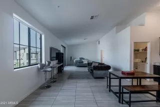 Photo #4: 6264989 Listing