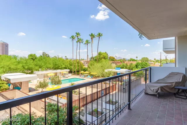 MLS: 6265006 Condo For Sale