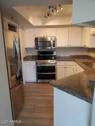 Photo #3: 6265152 Listing