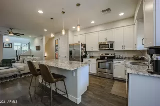 Photo #4: 6265279 Listing 