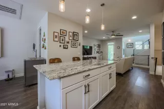 Photo #6: 6265279 Listing 