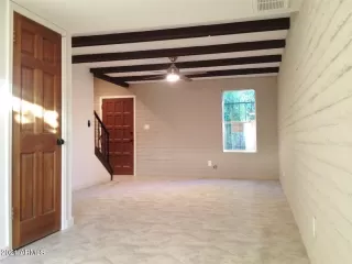 Photo #3: 6265476 Listing