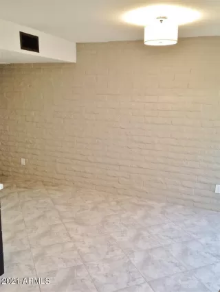 Photo #5: 6265476 Listing