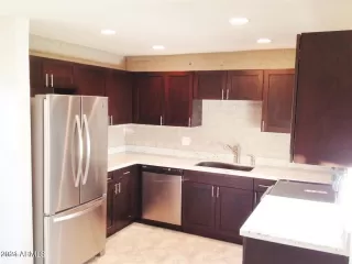 Photo #6: 6265476 Listing